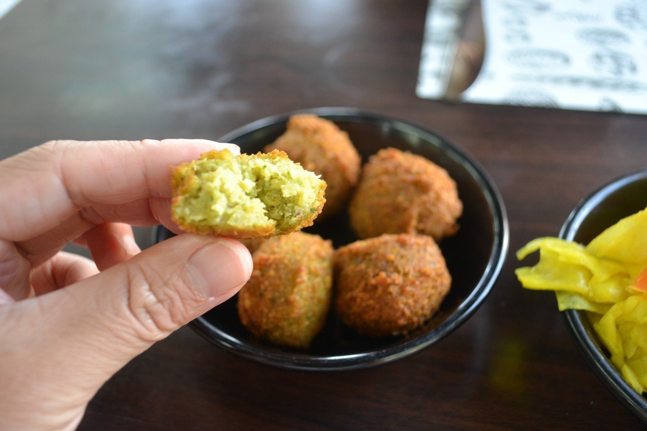 イスラエルの雑踏に消えた幻 あの屋台のファラフェル ツカノマノ読むフードコート Note イスラエルの雑踏に消えた幻 あの屋台のファラフェル ツカノマノ読むフードコート Note