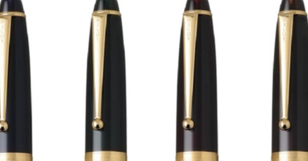 丸善アテナインキ 日本橋金冠｜ふわふじこ