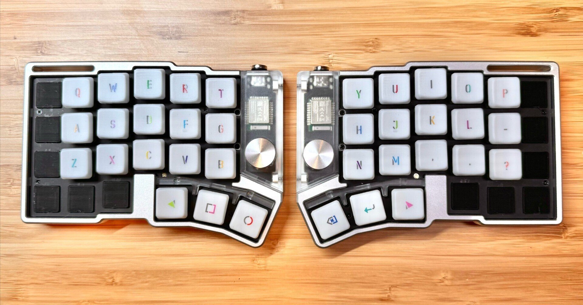 Cornix LP 無線分割キーボード シルバー+無刻印キーキャップ各 I*b様