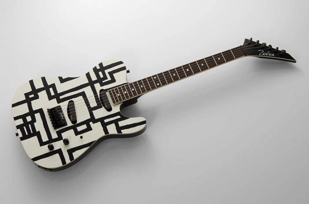 AYA　zodiac works TC-HOTEI GUITARHYTHM VIII TOUR “The Final in 武道館”で使用されたギター｜Hiro