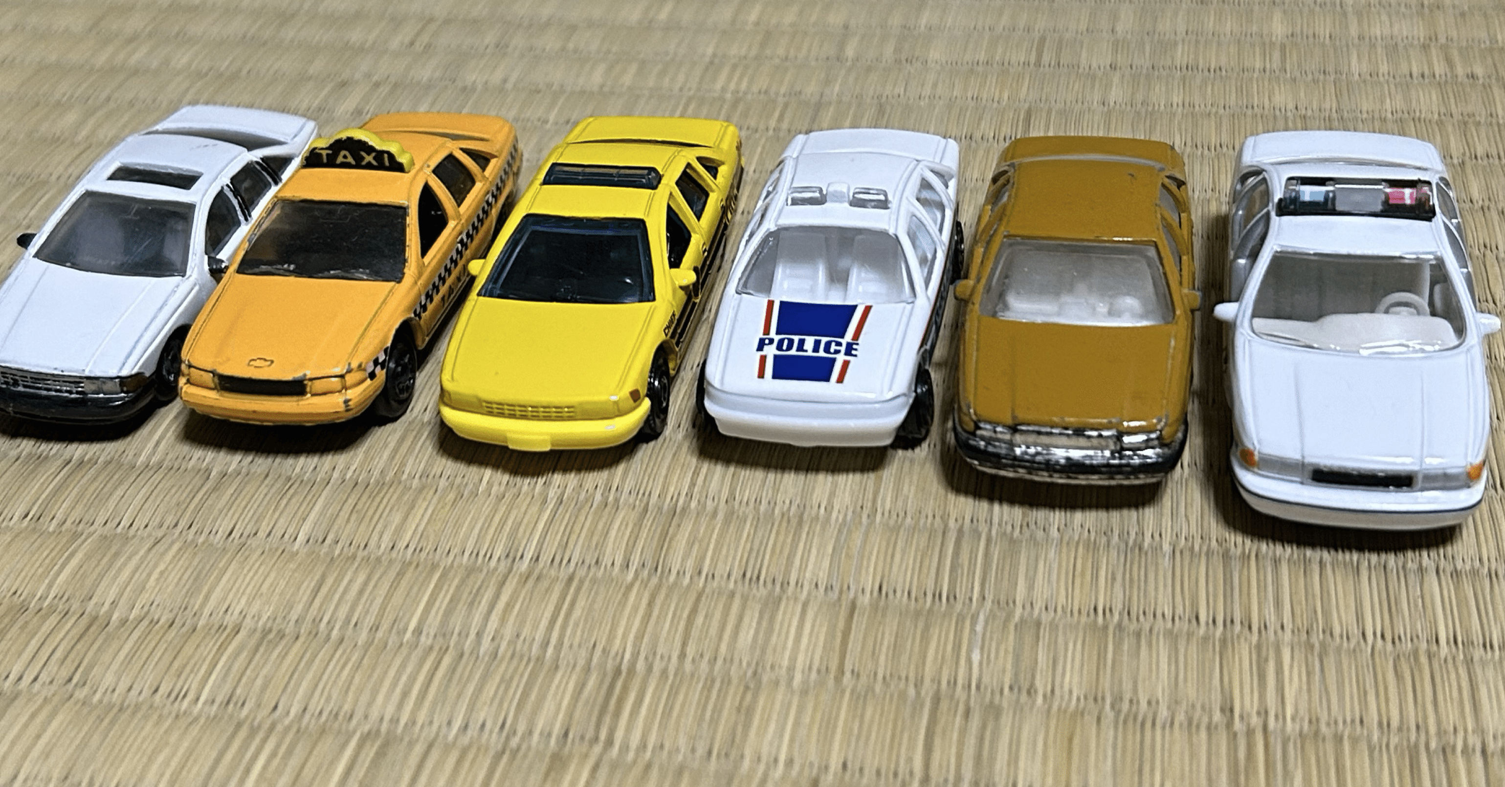 激レア 新品 絶版 入手困難 ミニッツ シボレー カプリス 1996 ポリスカー 激レア 新品 絶版 入手困難 ミニッツ シボレー カプリス 1996