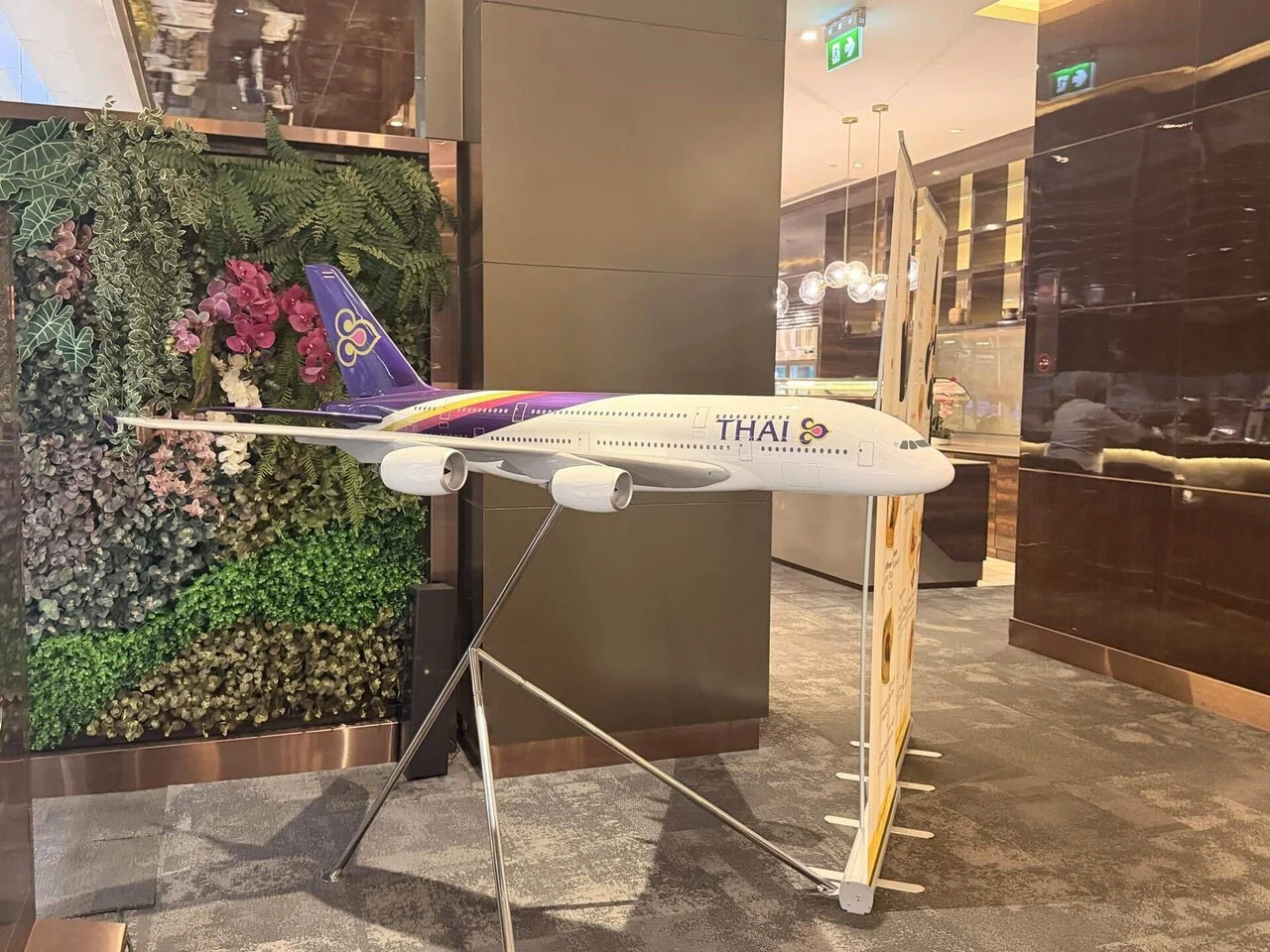 タイ・バンコク2025】タイ国際航空 ビジネスクラス搭乗記｜ニシメグミ