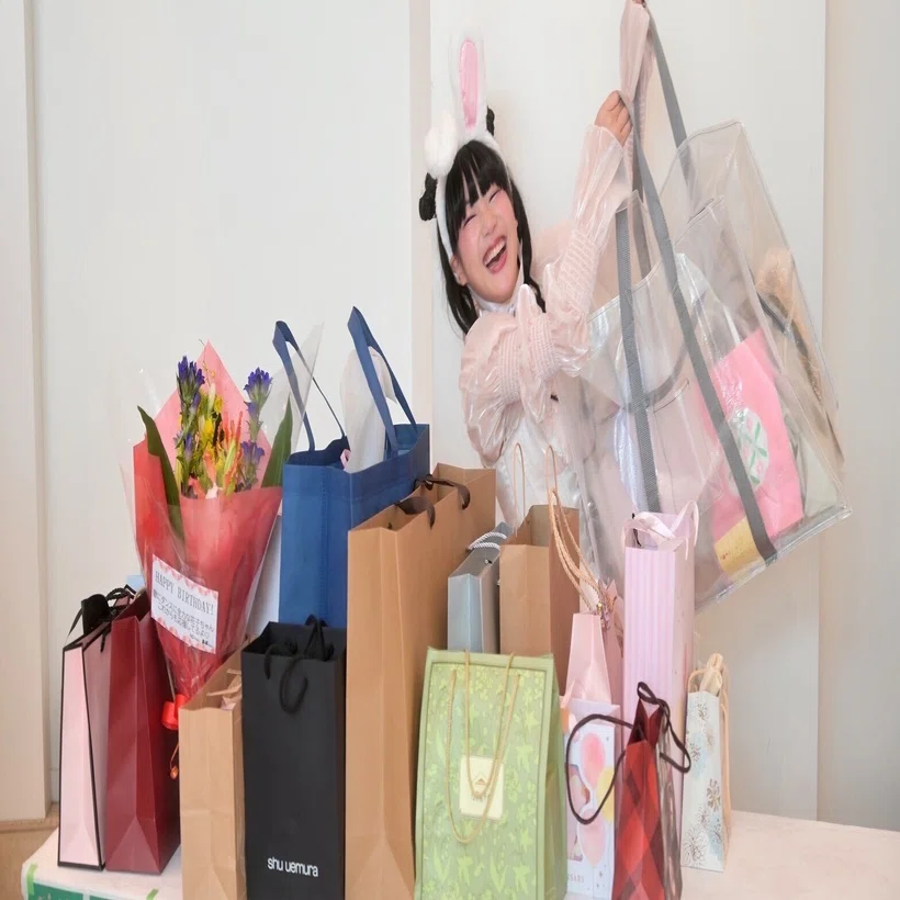 お誕生日プレゼントを開封の儀〜スペシャルサンクス〜／朝日奈花子
