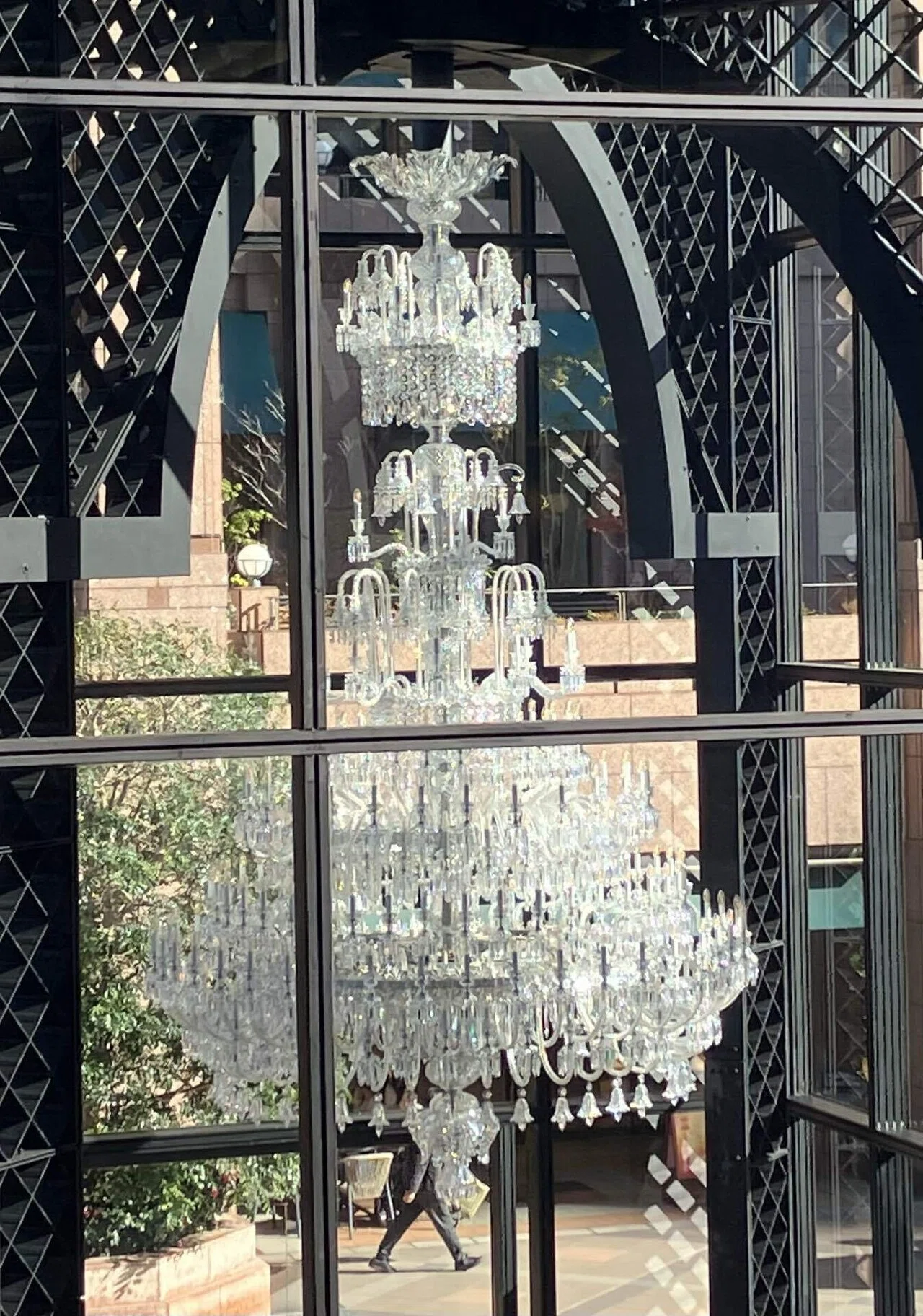 Baccarat（バカラ）～光の芸術｜光のデザインと企画 橋田正和