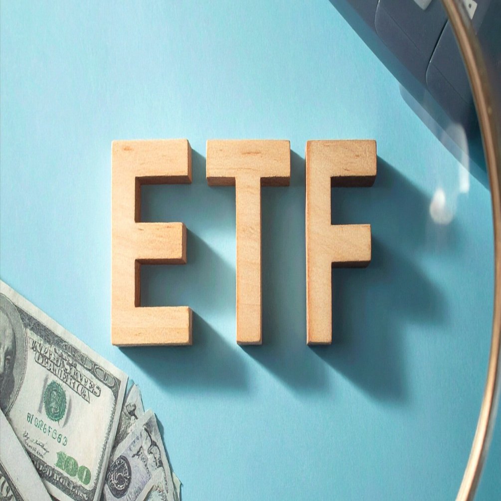 ビットコイン・暗号資産ETFとは？米国の最新動向から読み解く国内解禁の可能性｜Decentier