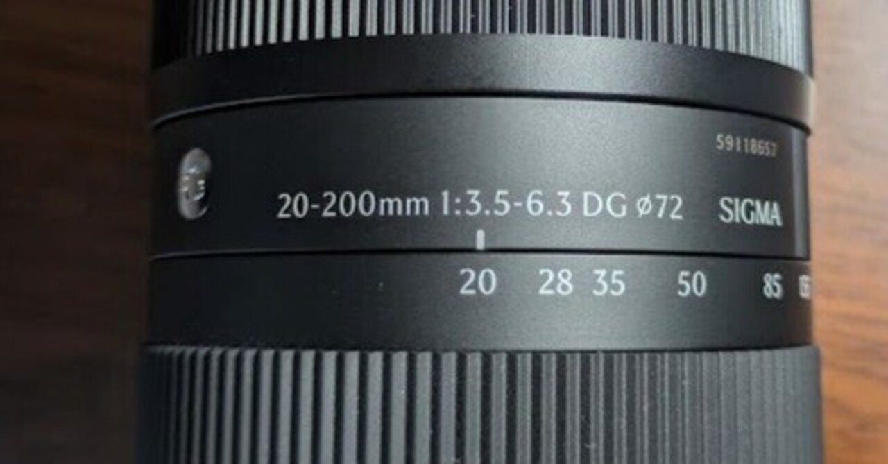 SIGMA 20-200mm F3.5-6.3 DGにTAMRON 28-200mm F/2.8-5.6 Di III RXD