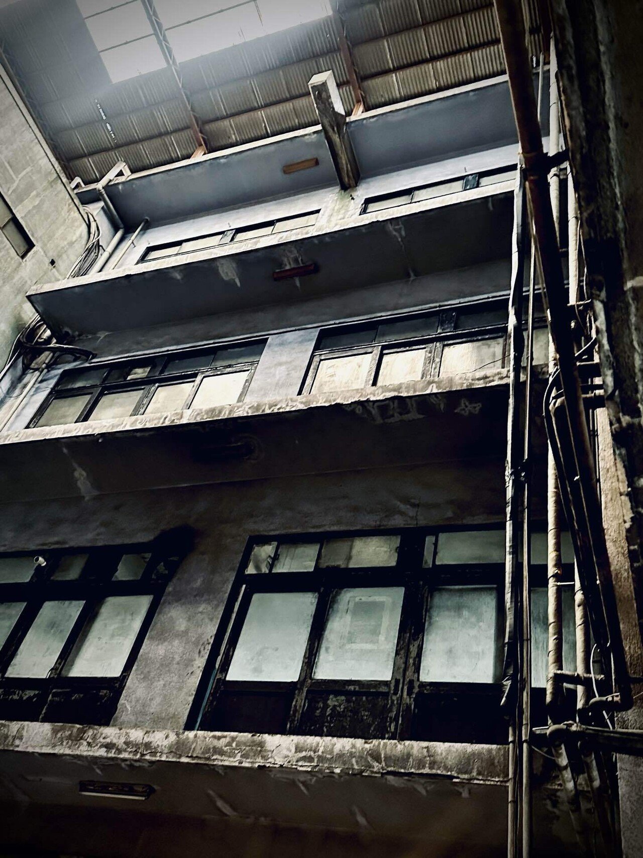 ホラーマーケット👁️‍🗨️怪談即売会👻星海社創立15周年企画｜ちなこ