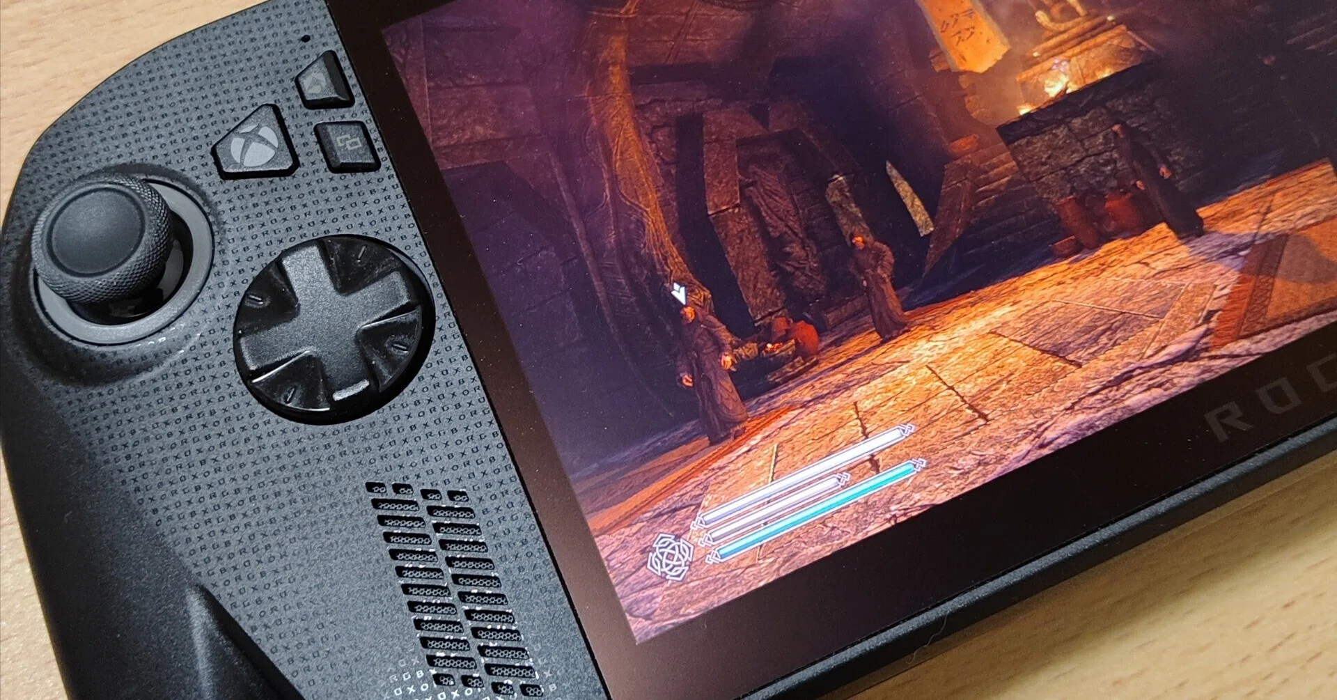 ガジェット】ROGAllyシリーズ、SteamDeckでキーマウ操作ゲームを遊ぶに 