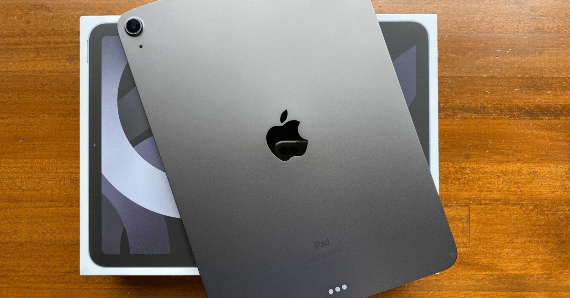 今さら？なぜ2020年製のiPad Air 4 を購入したのか？｜とまじぃ