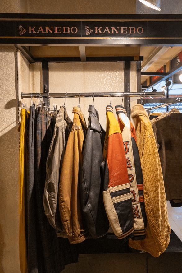 80年代DCブランドを専門に扱う日本唯一の古着屋。上田市の現役大学生に