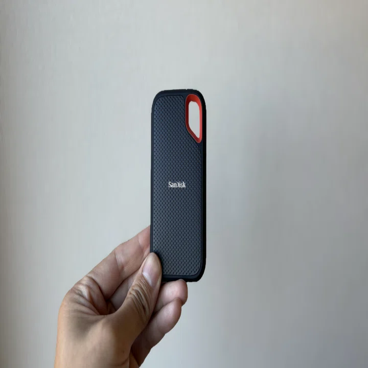 SanDisk 外付けSSD 1TB 高速 楽天市場】SanDisk SSD 外付け 1TB USB3.2Gen2 読出最大1050MB/秒 防滴