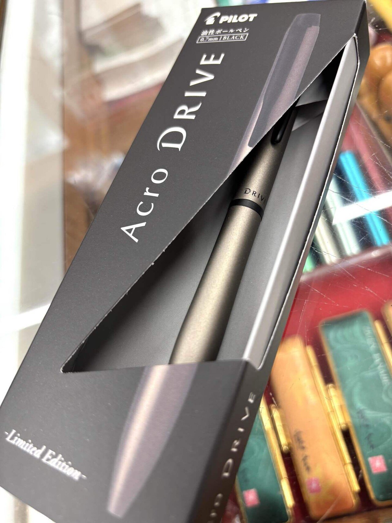 限定モデル】書くたび、旅に出る気分✈️ パイロット「アクロドライブ