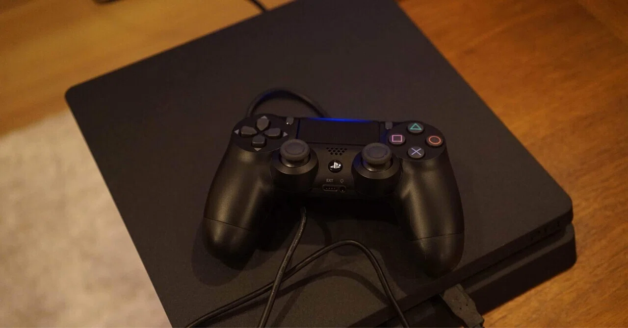 ゲームはPS4で」と割り切ったらMacと仲良くなれそうだ！！｜とまじぃ