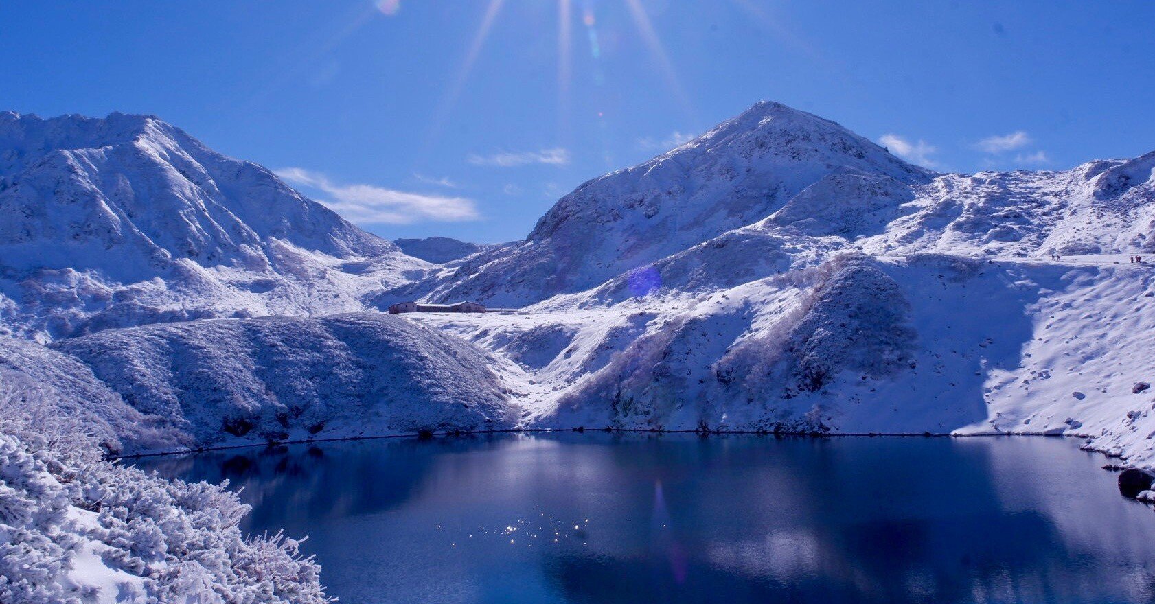 立山初冠雪の日に室堂、弥陀ヶ原へ その1 室堂・みくりが池｜Nana-Tomi
