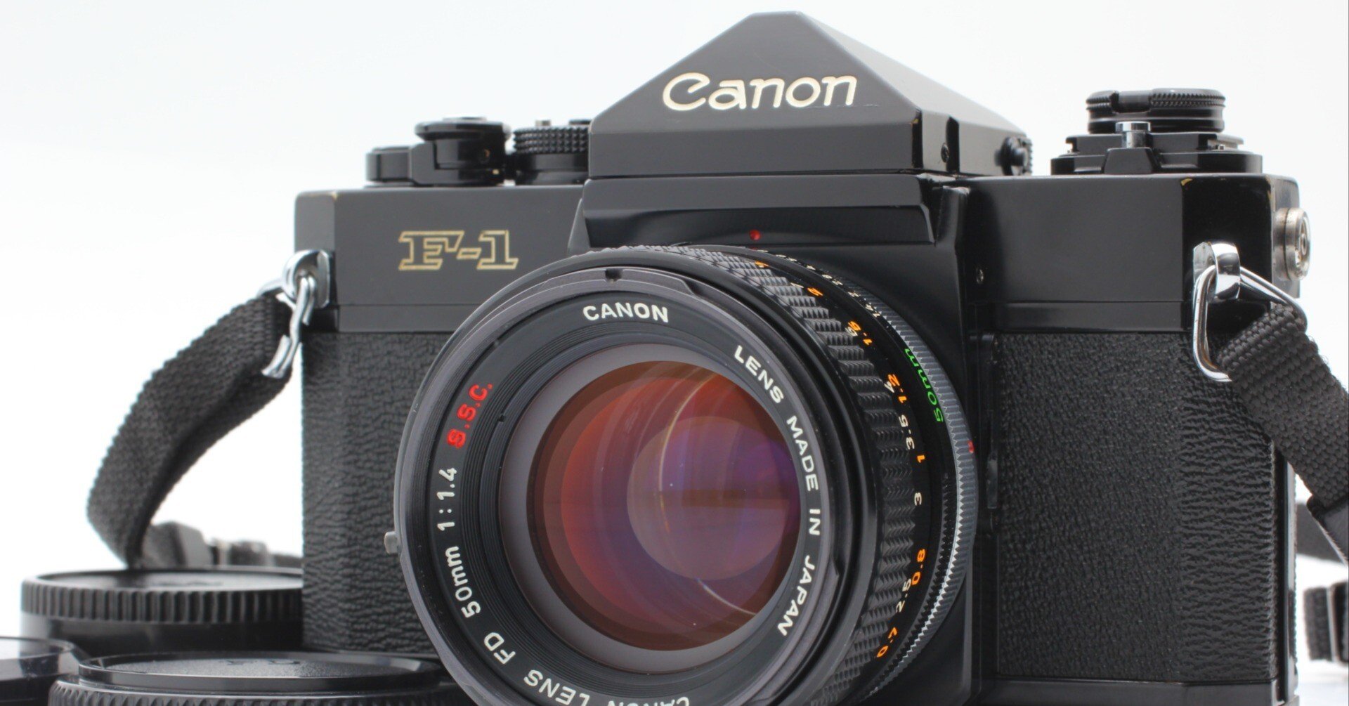 Canon F-1 底板分解｜フィルムカメラ修理のアクアカメラ