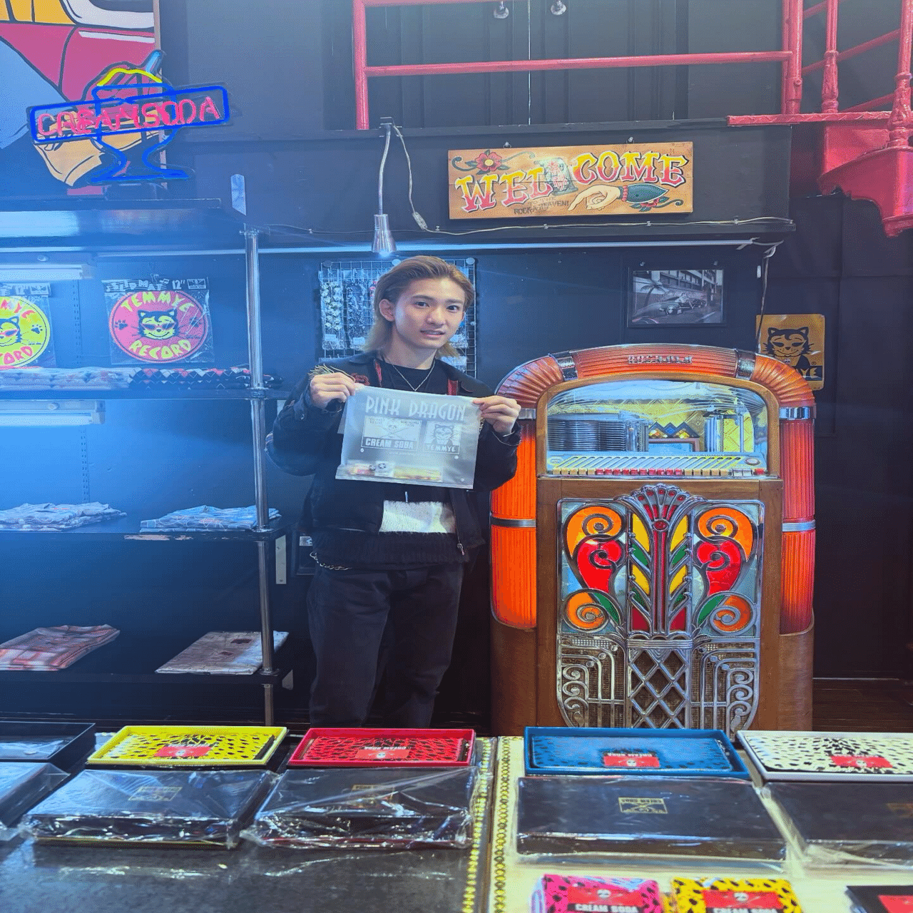 19歳。人生で初めて洋服を買いました。at