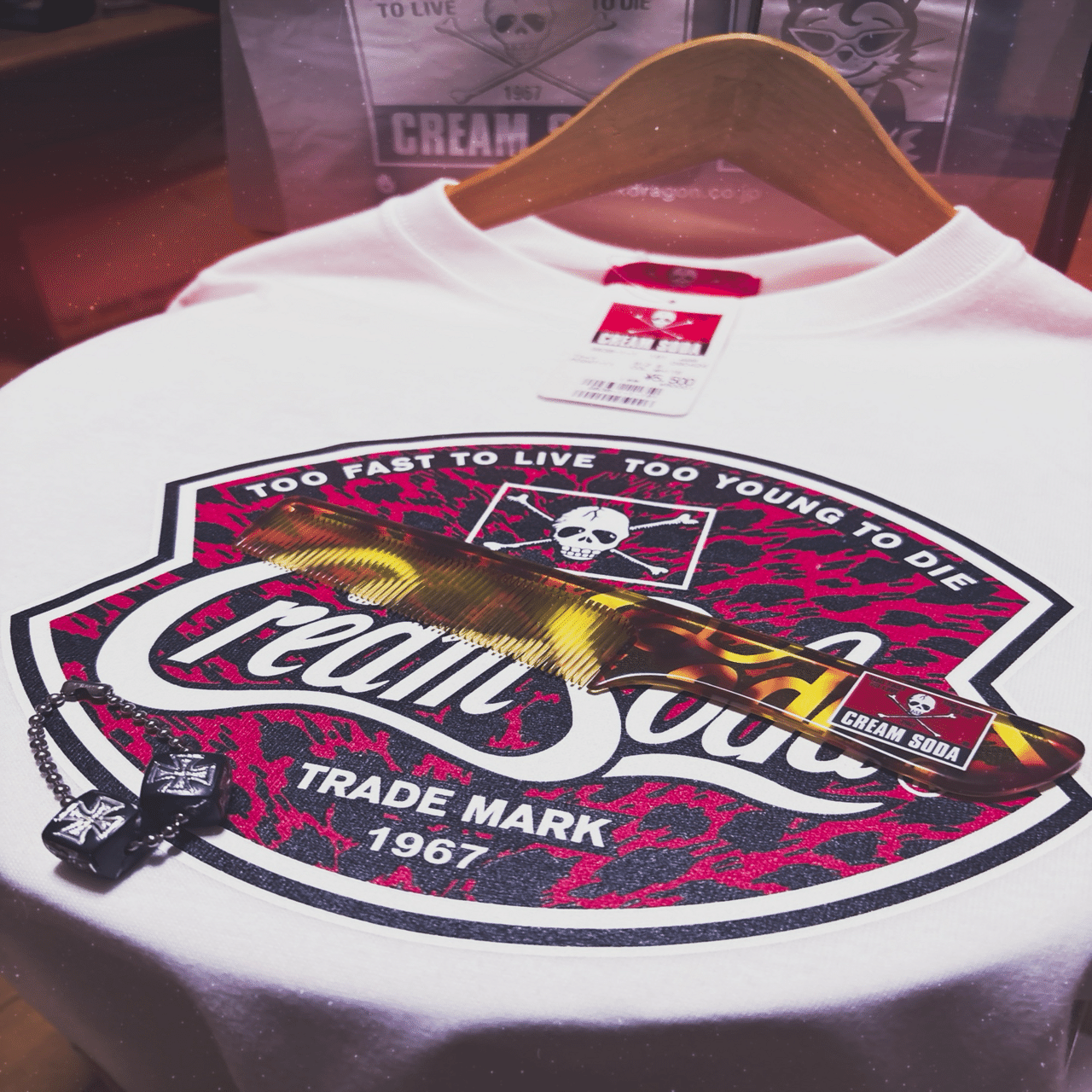 ゴールドラッシュ  ピンクドラゴン 19歳。人生で初めて洋服を買いました。at