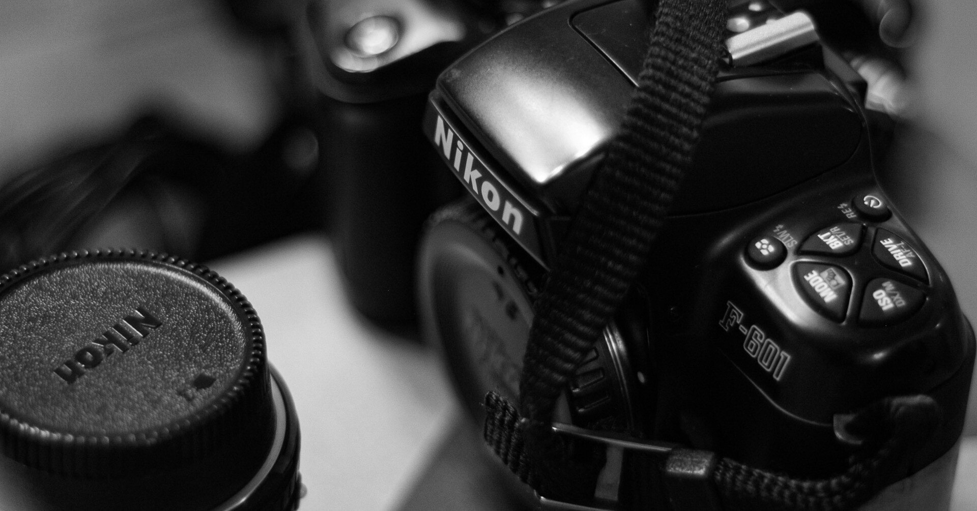 CCD機と戯れる - Nikon D100｜Daichi Okamoto