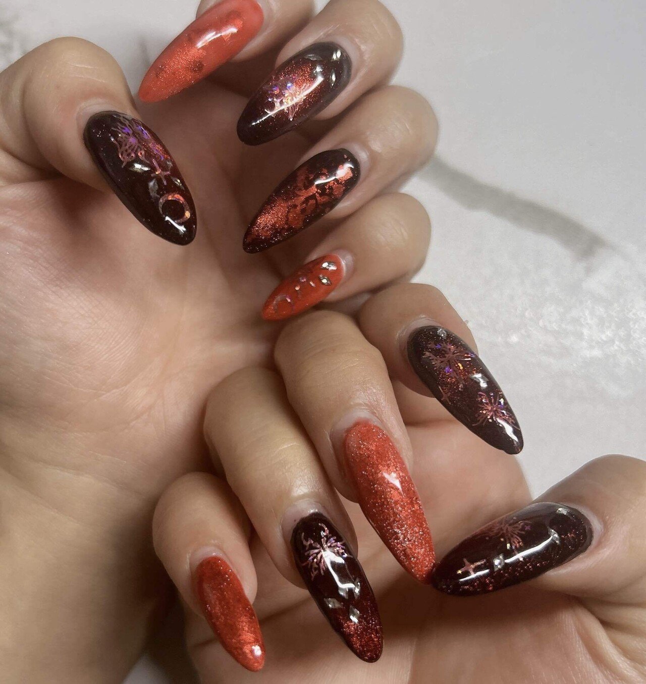 2025年10月の大人ハロウィンネイル～奥行たっぷりさりげなキラリ