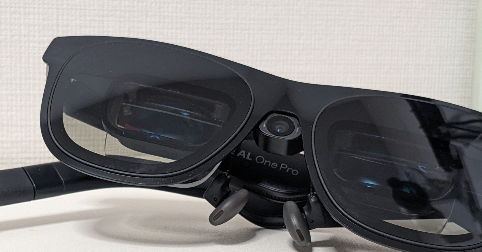 XREAL Eyeは体験としてすごく面白いけど、実用面で14000円の価値は感じ