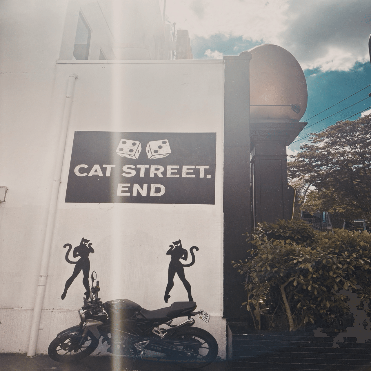 19歳。人生で初めて洋服を買いました。at