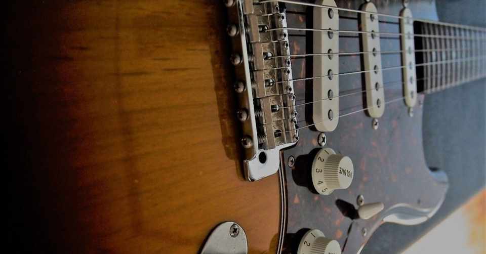 お洒落ギタリストを目指して Omoinotakeの東京fallingという曲のサックスソロ をギターで耳コピして弾きました 1 まき ギター セッション Note