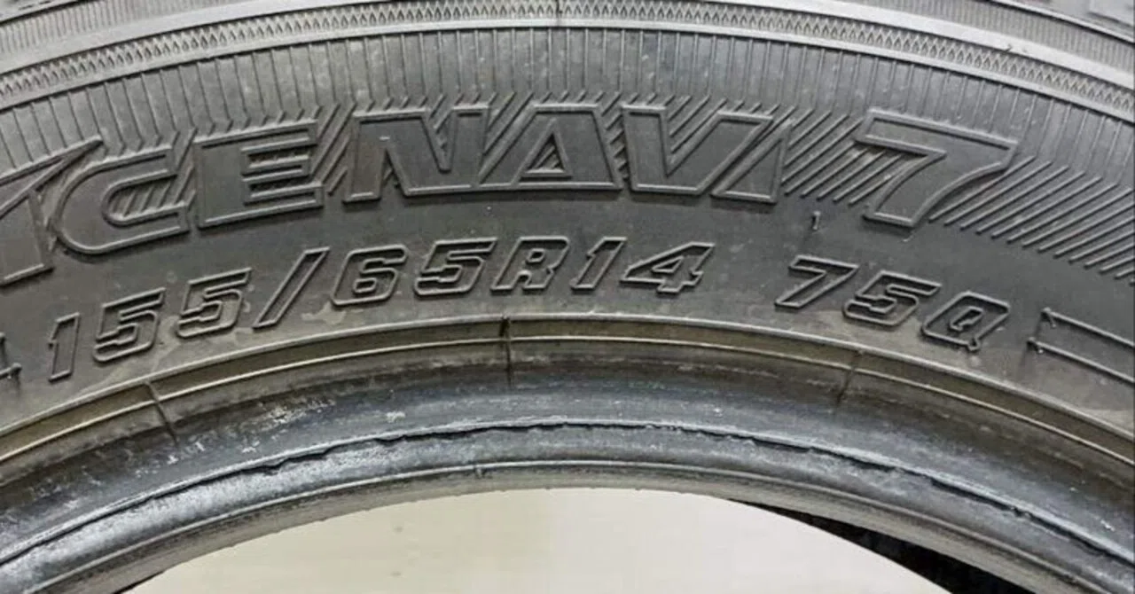 スズキ純正 155/65R14 モコ ルークス ラパン ワゴンR スペーシア スズキ純正 155/65R14 モコ ルークス ラパン ワゴンR スペーシア