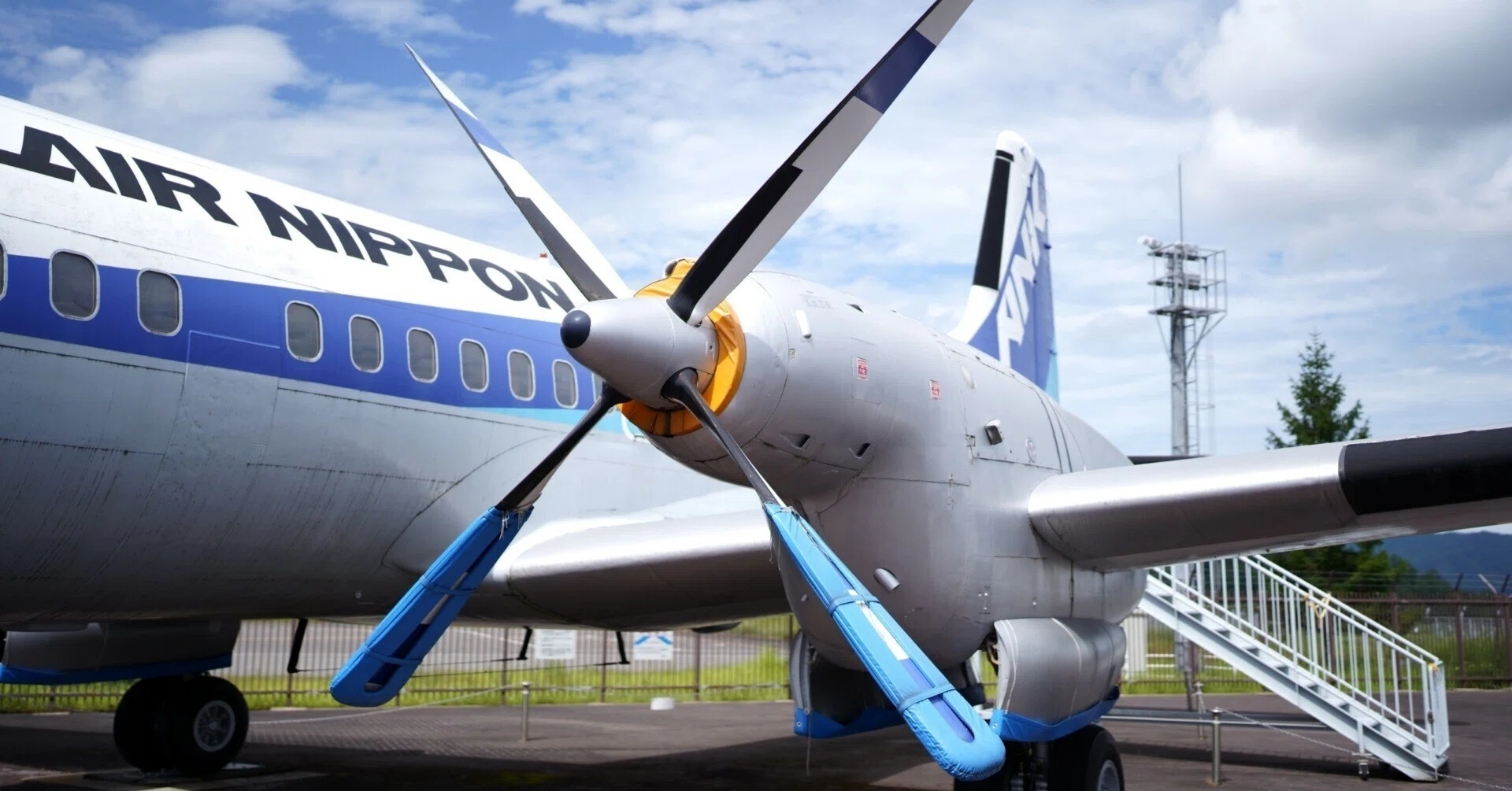本物航空機部品 YS-11 ホイール ◎超超希少品 マニア向け 超レア 本物