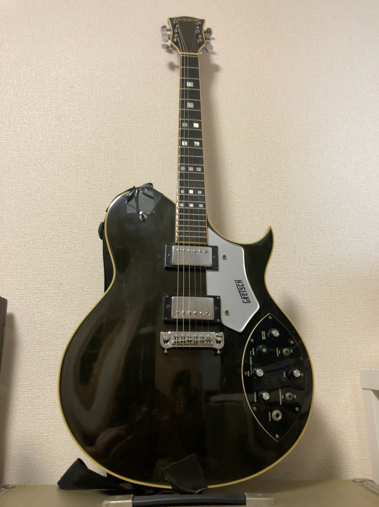 ビザール漂流記：Johnny Marr × Gretsch Super Axe】｜ヨシキTHEギネス