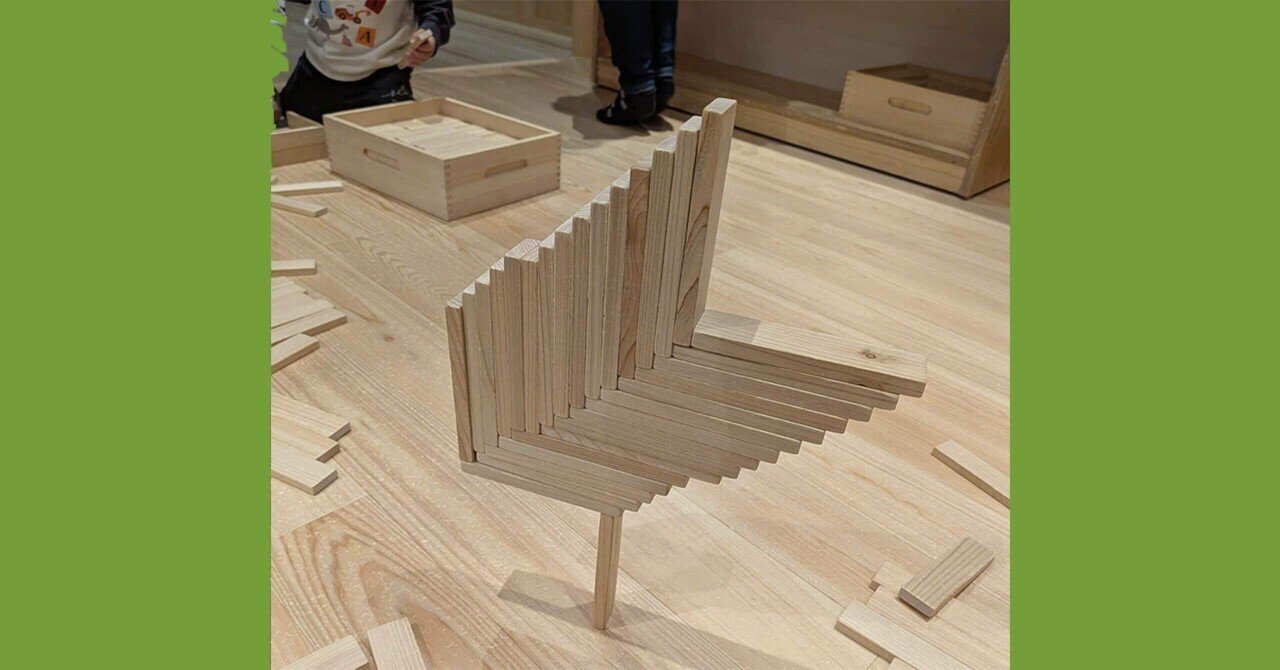 光と色のガラスの積み木―建築家タウトの夢のかけら｜きりん