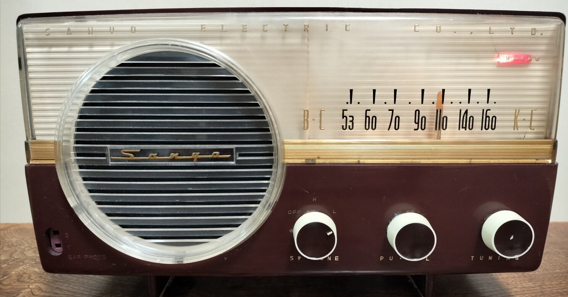 美品!【SANYO】 サンヨー真空管ラジオ SS-70 動作問題ありません 美品!【SANYO】 サンヨー真空管ラジオ SS-70 動作問題ありません