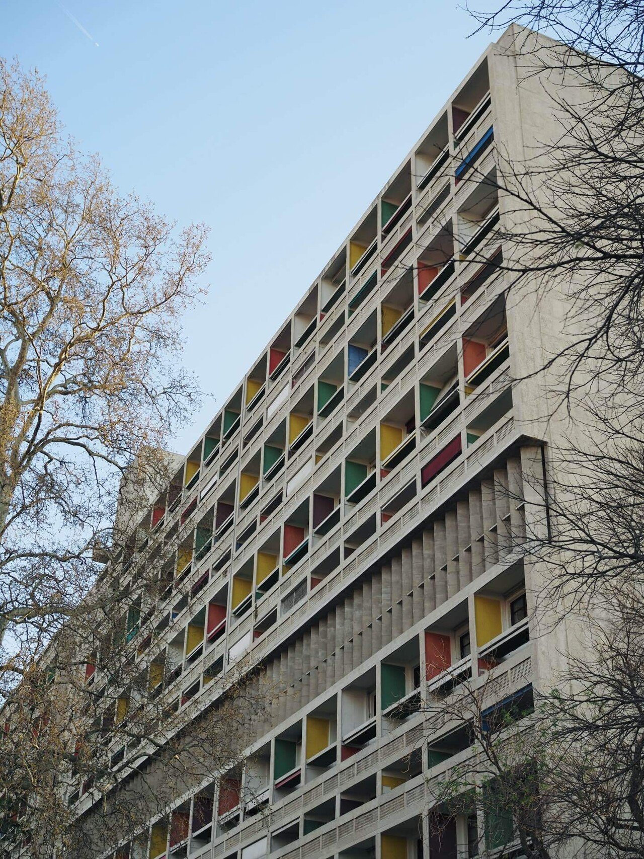 フランス建築旅🇫🇷2】ホテル・ル・コルビュジエ｜マルセイユで世界