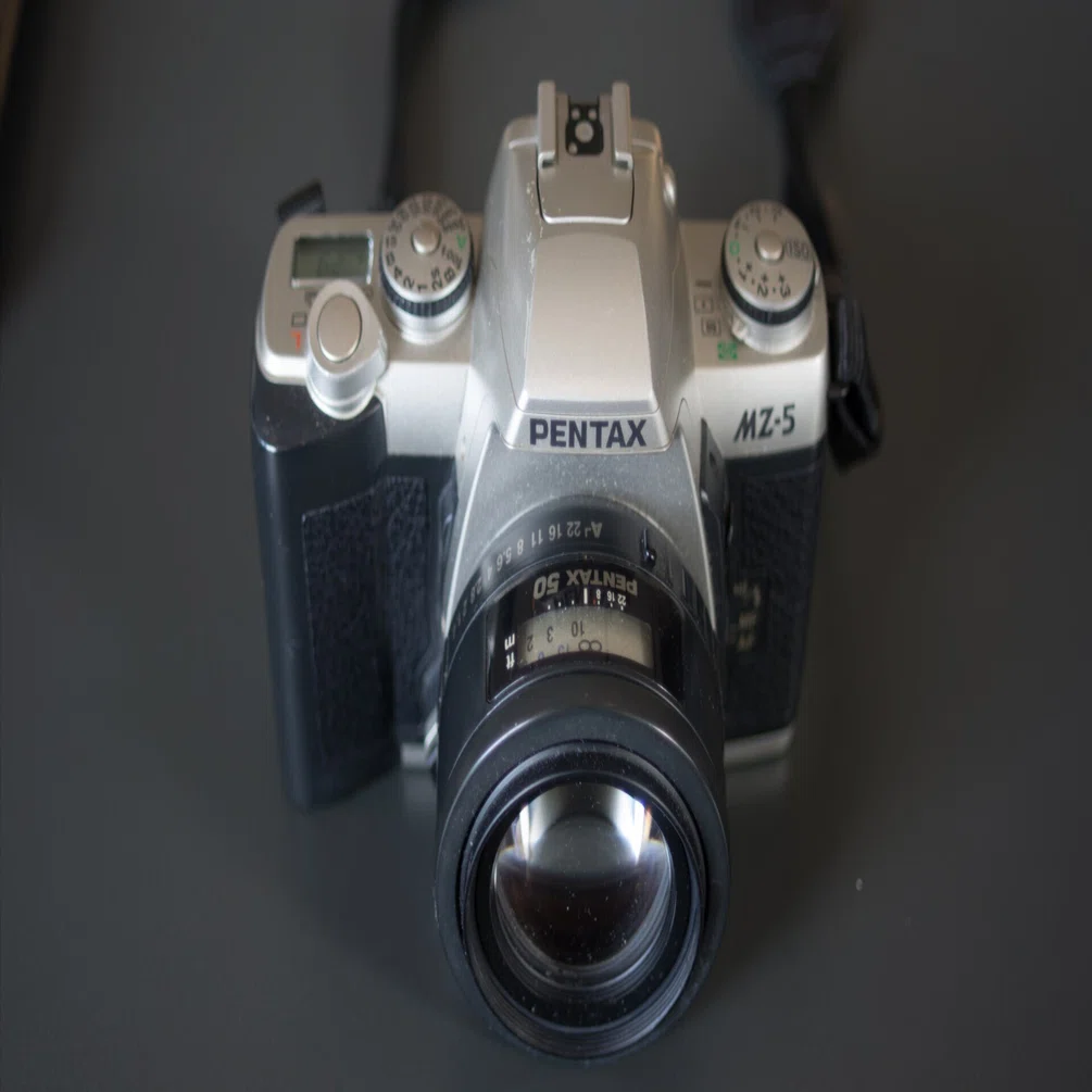 「作例付き」PENTAX MZ-50 smc fa 28mm f2.8 al 20251103 PENTAX K-r に smc PENTAX-FA 28mm F2.8 ALを付けて｜Ryuma
