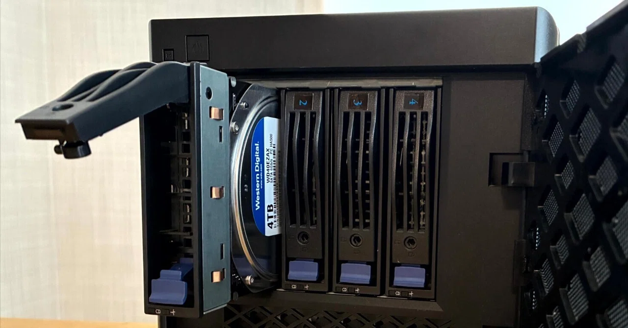 外付けハードディスク・ドライブ RADIX alrit AH15H044N005X2H095ZZ NAS NAS】ファイル保存のためにNASを作ってみた【Alrit / Atom搭載サーバー