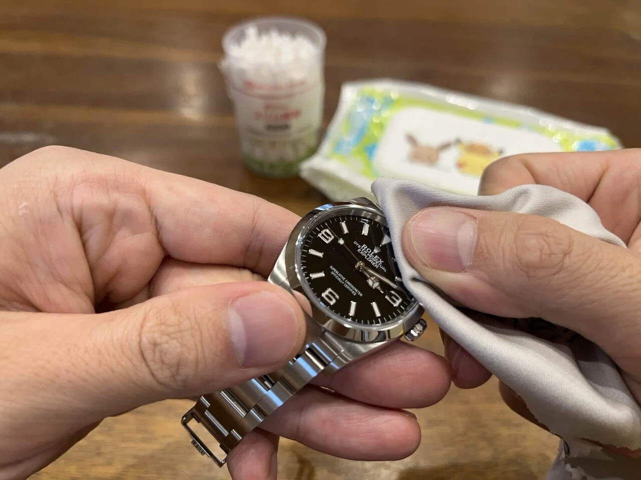 あなたの腕時計をいつまでも輝かせる！時計のお手入れ方法解説&グッズ