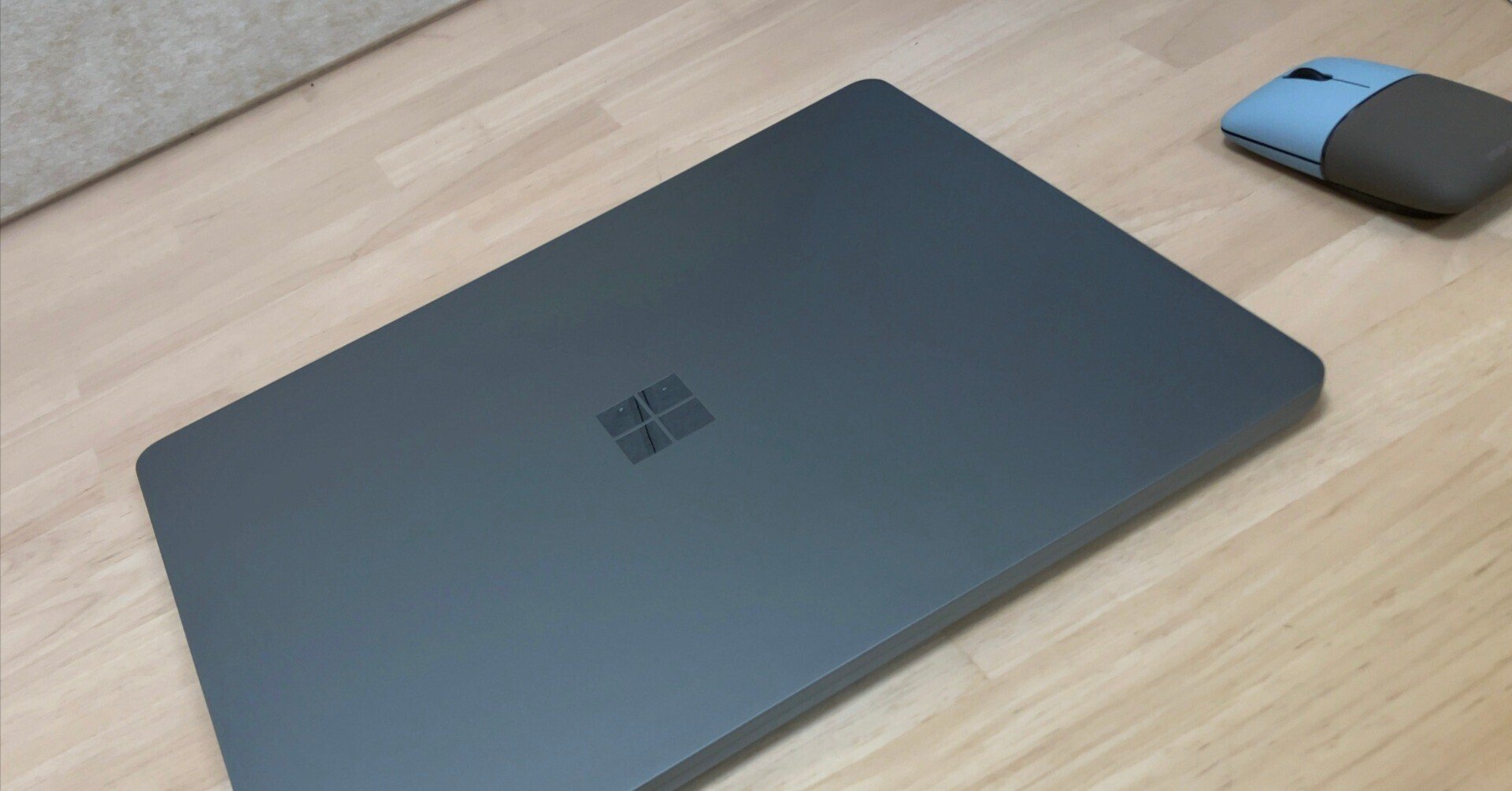 謎すぎ】Surface Laptop - 13 インチ｜ほどほどの法務（ほどほう）