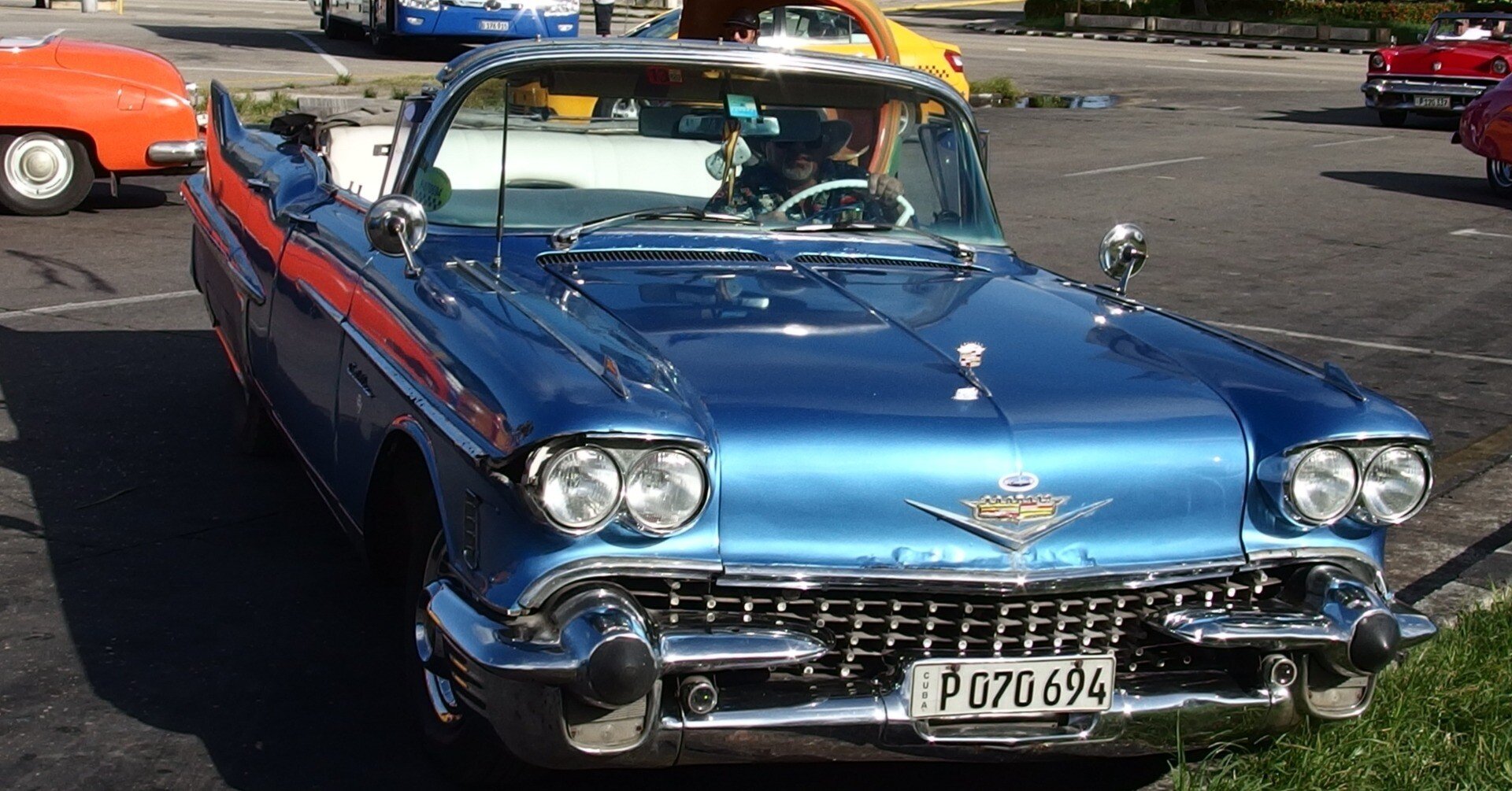 世界の旅情報》7「おもしろ車」編2⃣｜toshi0715