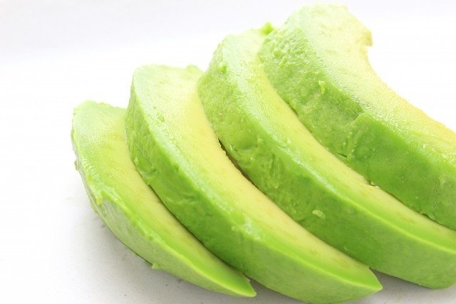 週末投稿 つれづれ有用植物 27 クスノキ科 ワニナシ属 アボカド Pingubanana Note