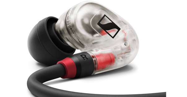 ソニーのロングセラーモニターヘッドホン「MDR-CD900ST」についての