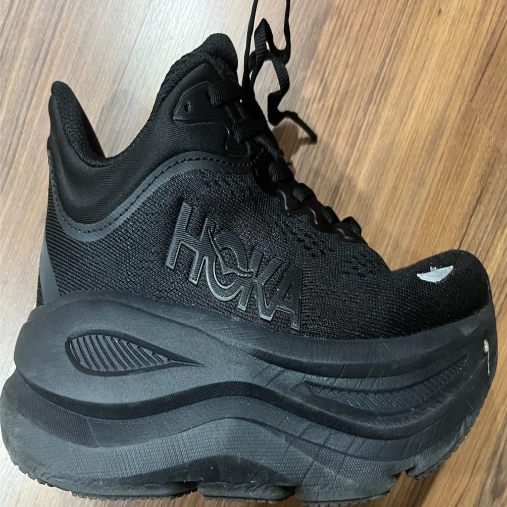 ランニング用のシューズとしてHOKA bondi 9を格安で購入した｜Ryo Kimura