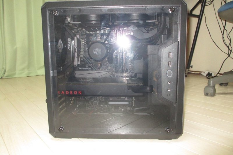 Coolermasterの変態的超小型atxケース Masterbox Q500l 香月 A K A Dj Vj Logiq Note Coolermasterの変態的超小型atxケース Masterbox Q500l 香月 A K A Dj Vj Logiq Note