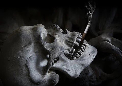 骸骨たばこ1