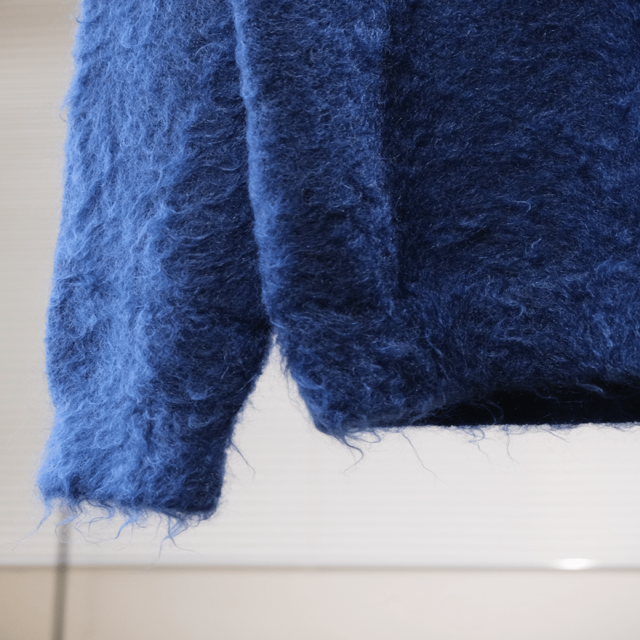 NOTグランジのモヘアカーディガンとずっと探してたなんか良いパンツ｜水岡