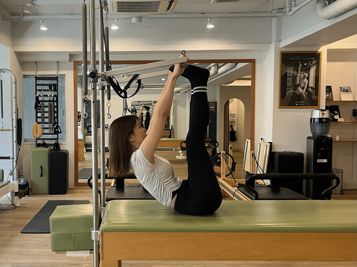 ピラティスマシン　キャデラック　タワー ピラティスマシン「キャデラック（タワー）」の特徴や効果を紹介！