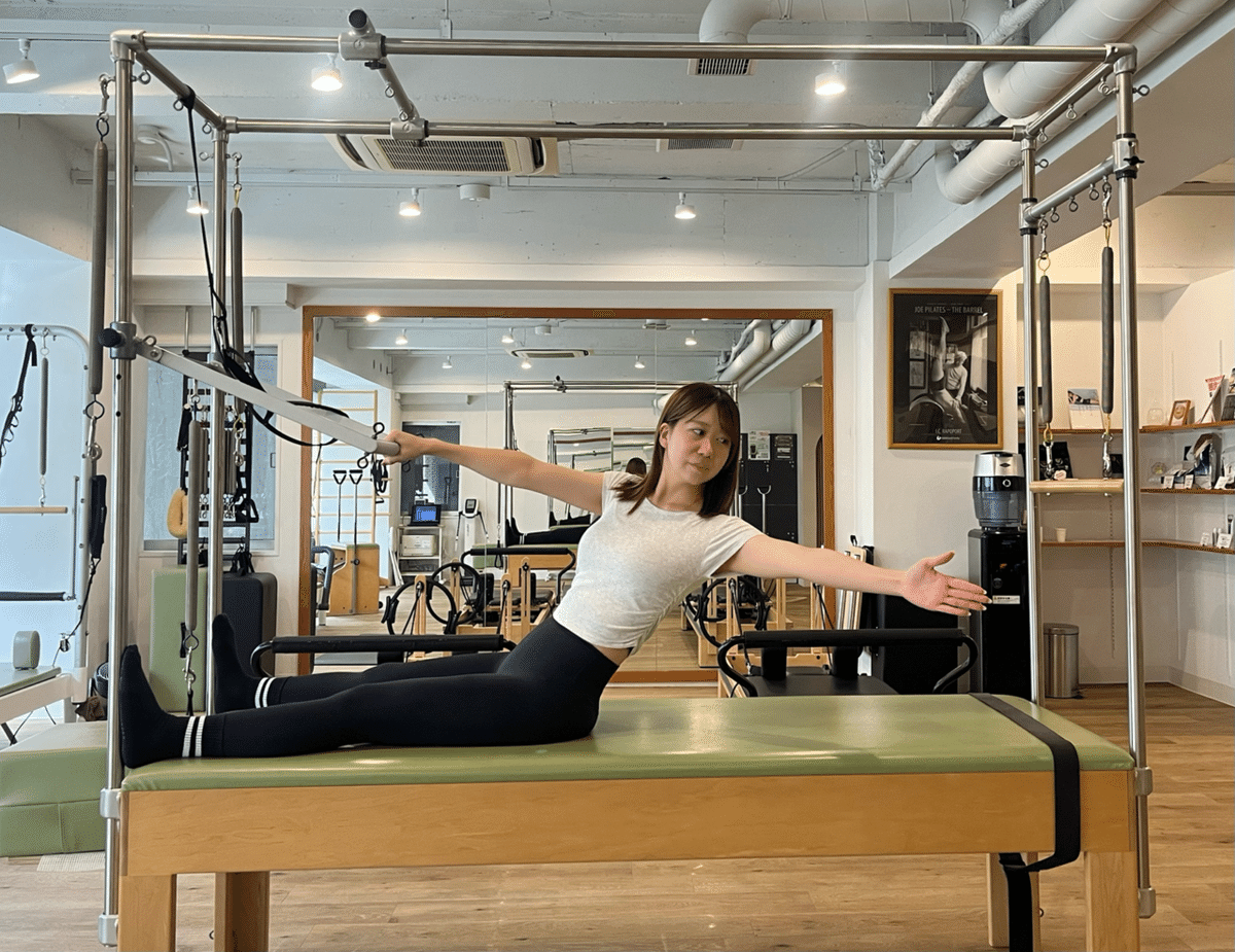 ピラティスマシン紹介〈キャデラック・タワー〉｜株式会社SPARX