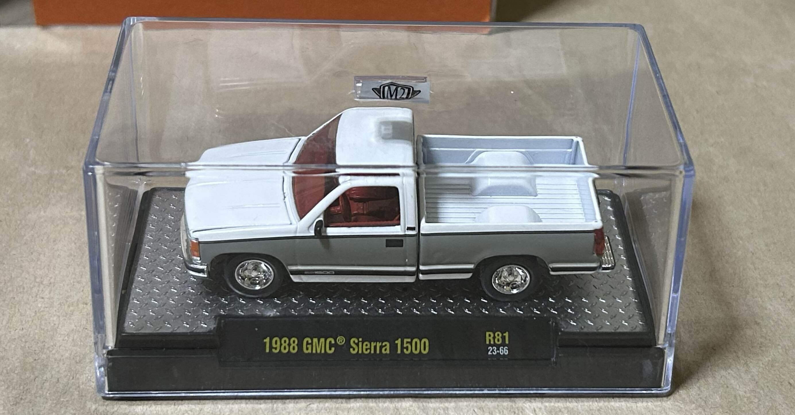 M2 Machine R81 23ｰ66 1988 GMC Sierra 1500｜さばお🫠気ままな