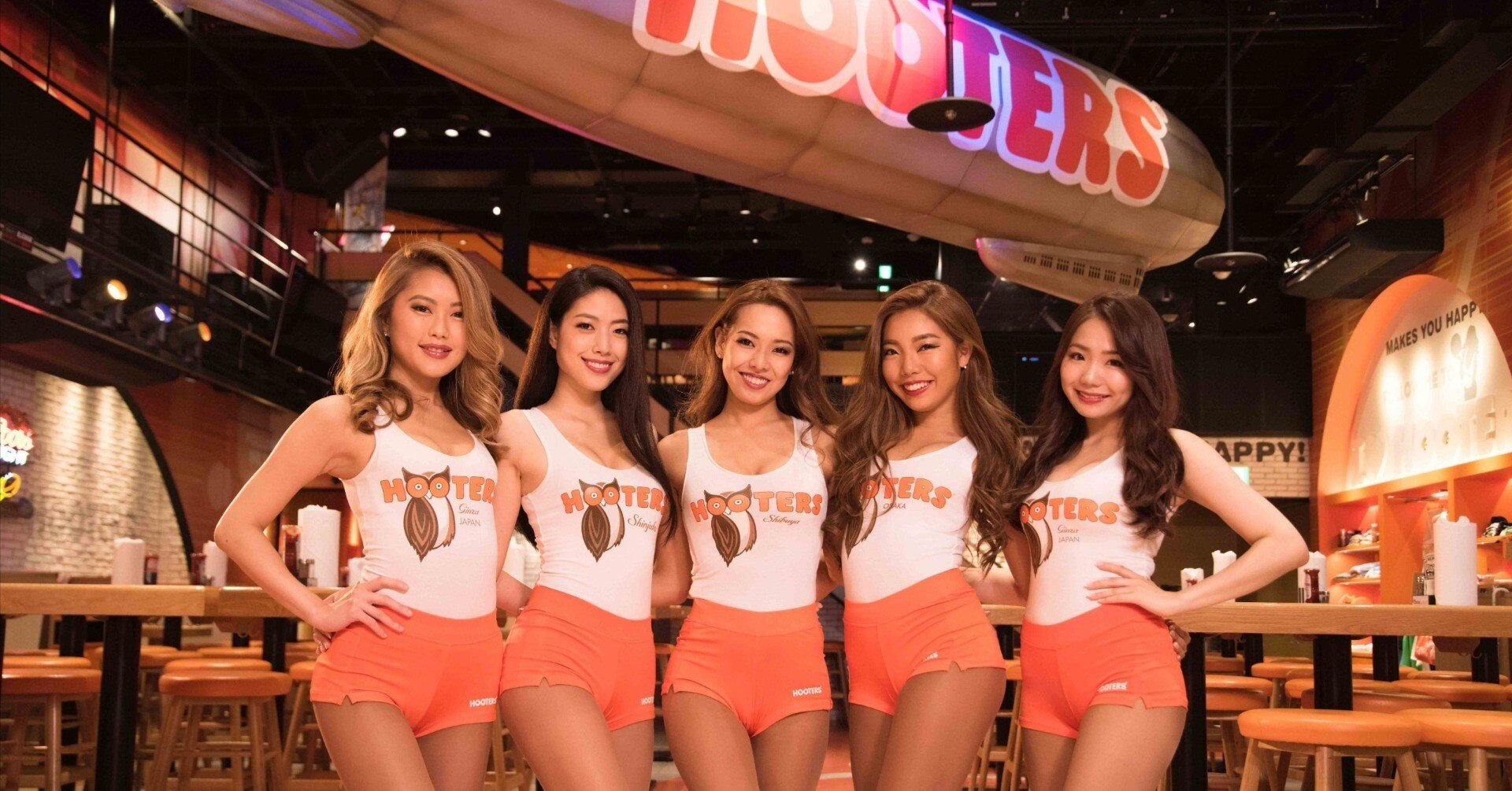 顧客の声を聞いて、消えたセクシーレストラン”Hooters”｜Yoichi