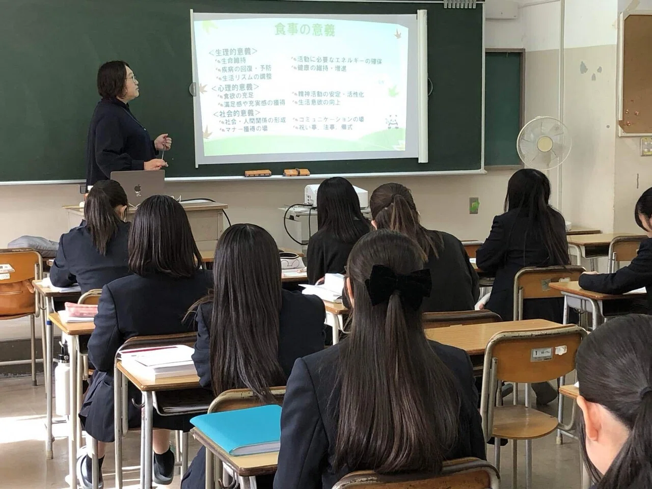 基礎看護」の授業風景vol.19【いわき湯本】｜福島県立いわき湯本高等学校