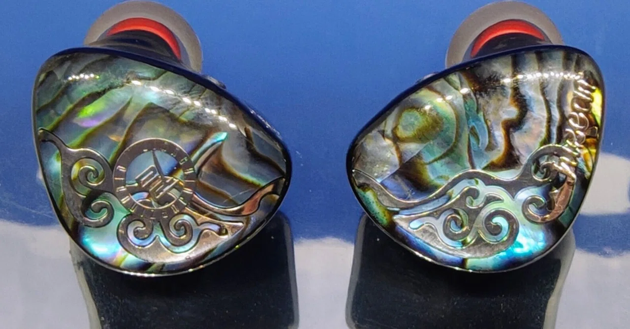 解像度と広さがすごい！】JUZEAR Butterfly 61T イヤホンレビュー #PR