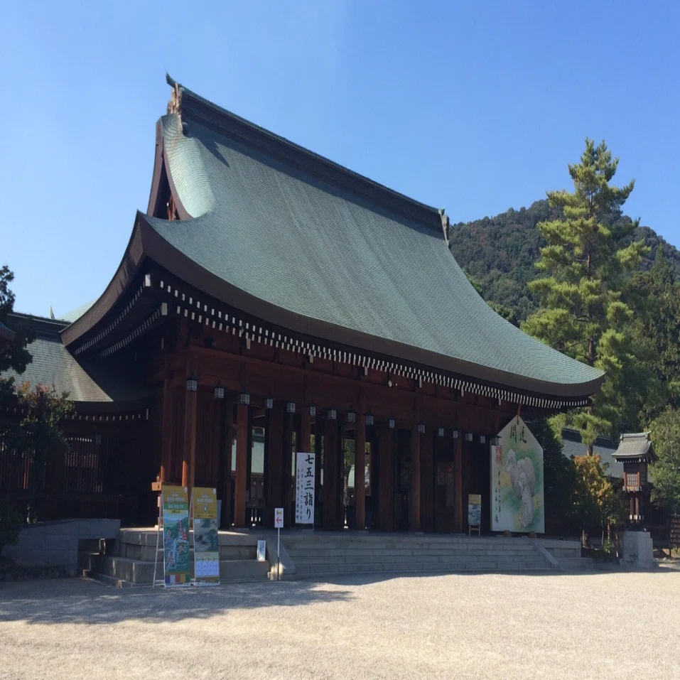 初代・神武天皇をお祀りする「橿原神宮」【古事記22 奈良】｜ASAMI